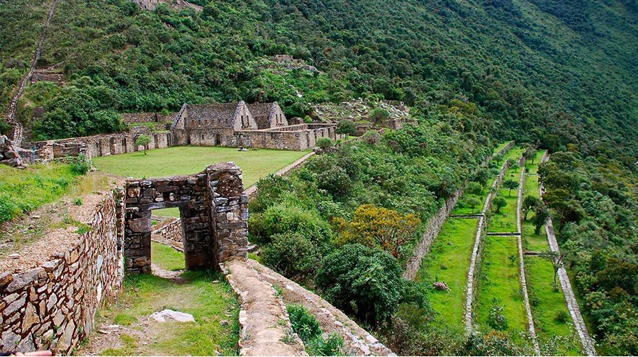 Choquequirao Trail 4Day/3Night hike -Private Hike.